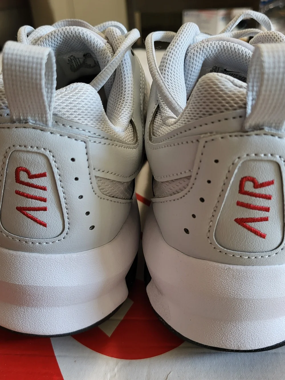 *NEW* Nike Air Max AP Pure Platinum/Metallic Silver Sneaker Shoe Men's Size 11.5